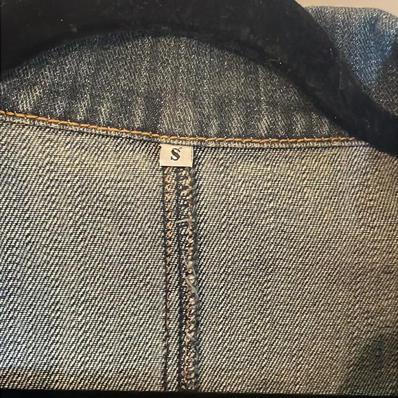 Vintage womens Boho faded ruffled jean pocket jacket EUC - Picture 4 of 13